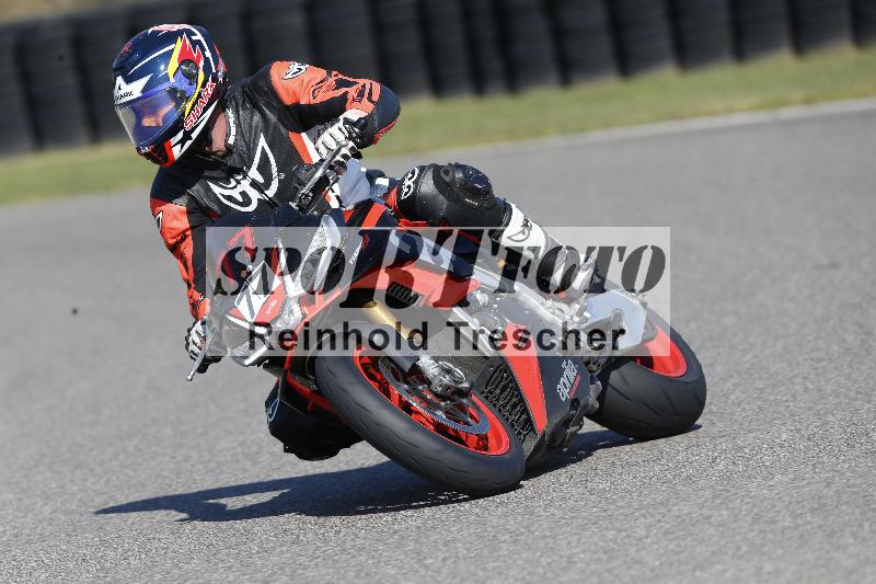 /Archiv-2025/49 26.08.2025 Cornu Master School ADR/blau-bleu/77